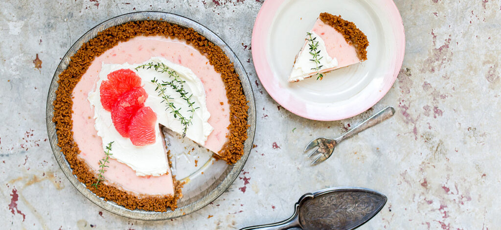 Tarte au speculoos, pamplemousse et coco