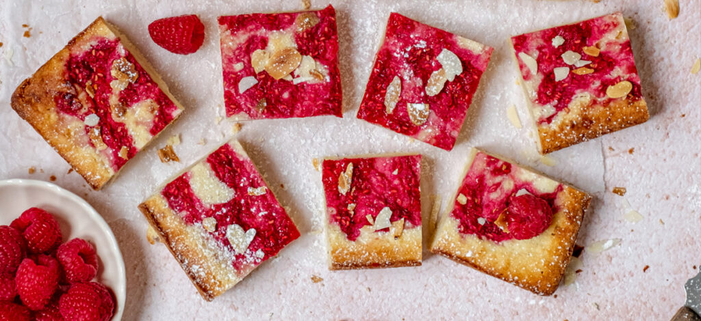 Blondies aux amandes et framboises